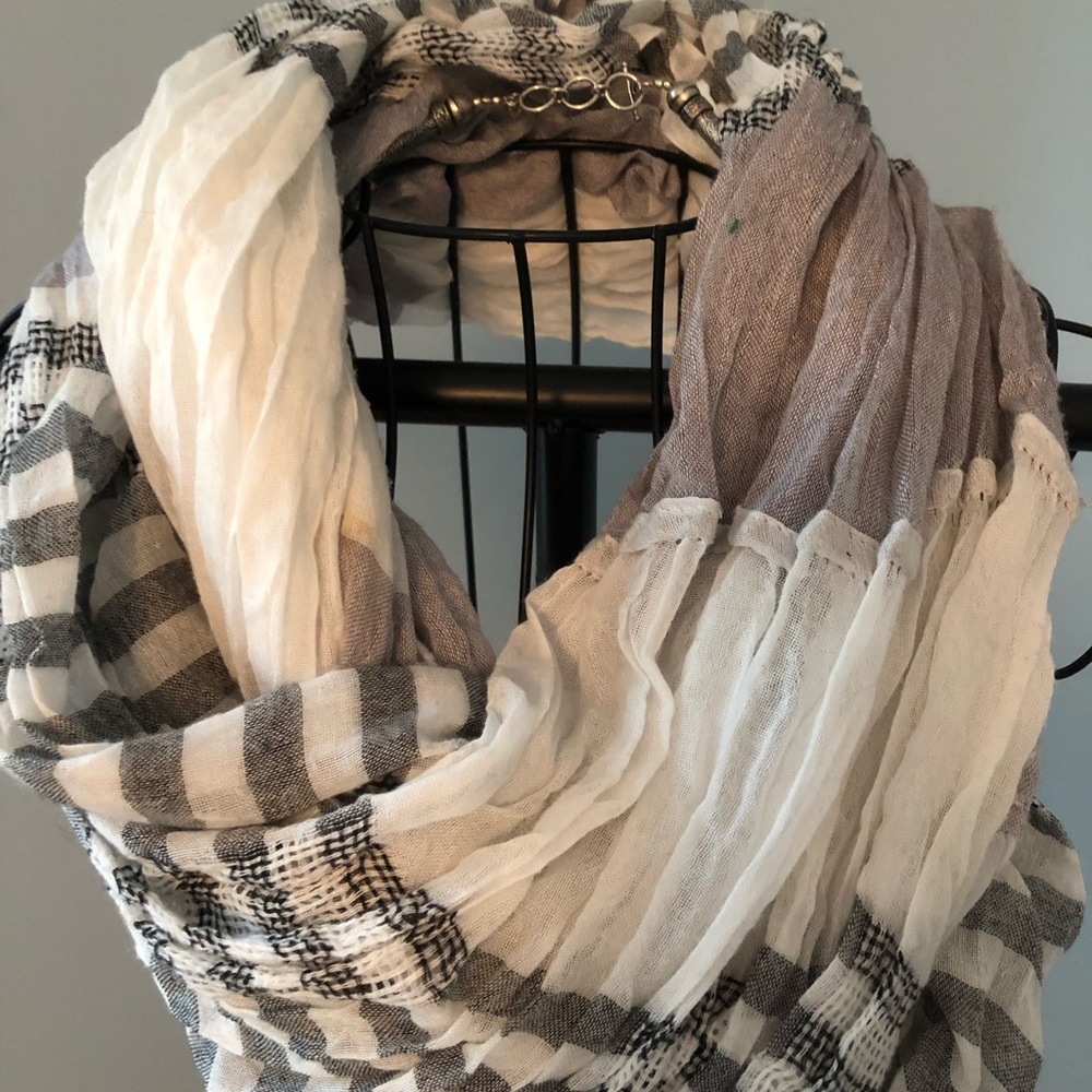 Infinity Scarf - Picture 2 of 3